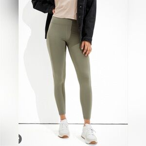 American Eagle Pocket Leggings